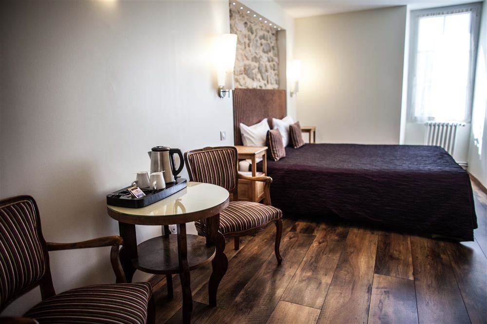 Hotel Henri IV Nérac Esterno foto