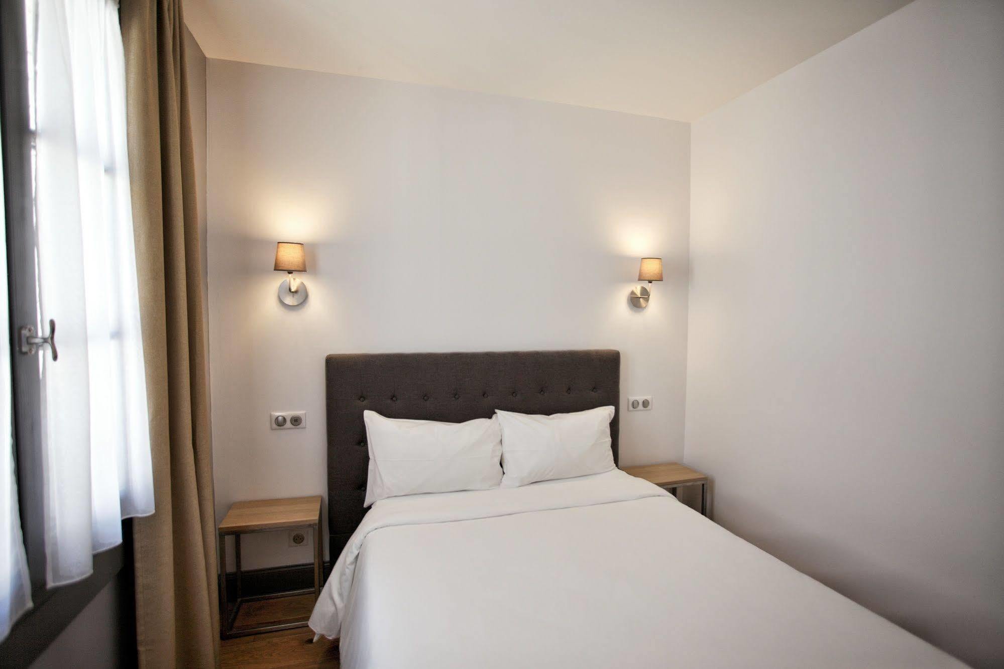 Hotel Henri IV Nérac Esterno foto