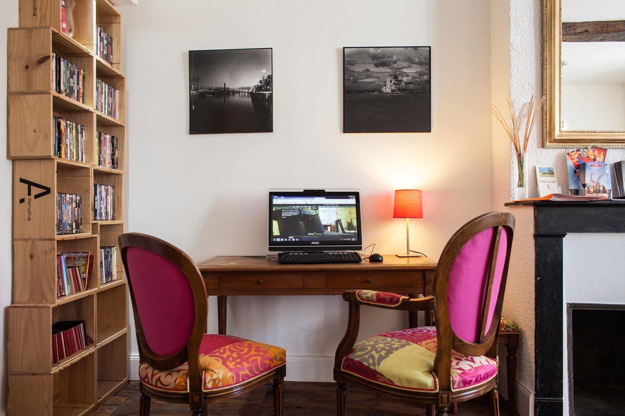 Hotel Henri IV Nérac Esterno foto
