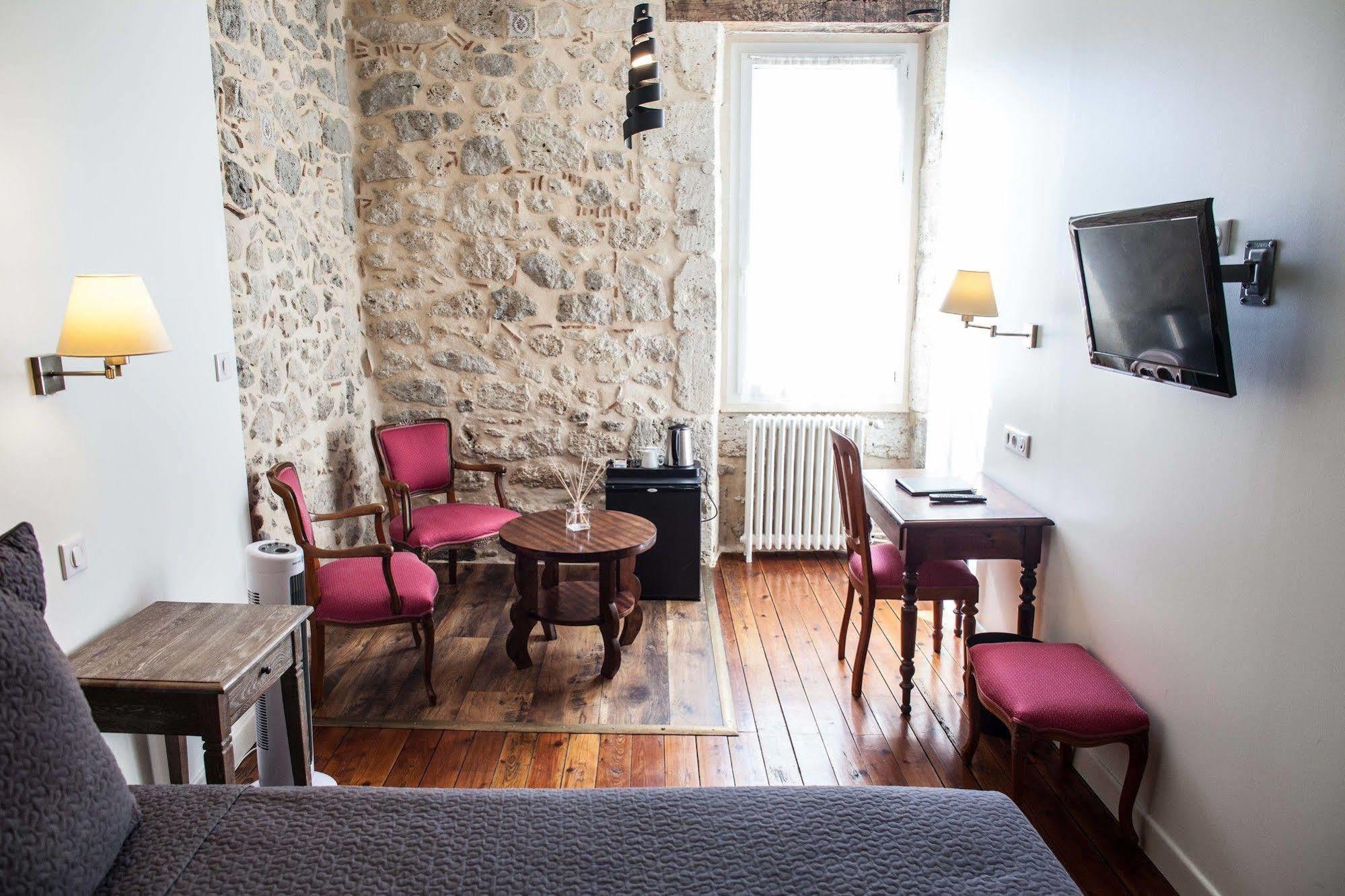 Hotel Henri IV Nérac Esterno foto
