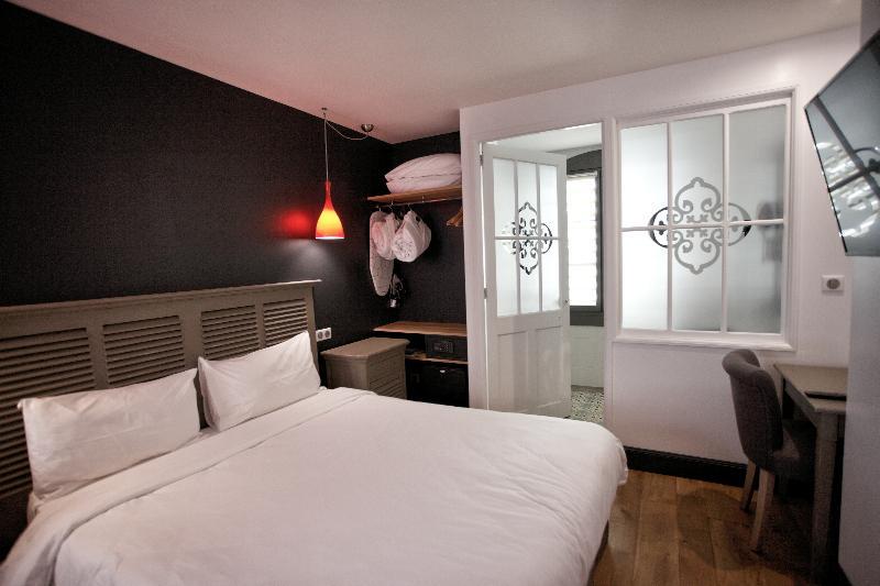 Hotel Henri IV Nérac Esterno foto